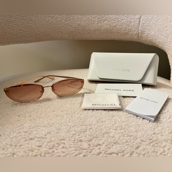 Michael Kors MIRAMAR Sunglasses - Picture 2 of 4